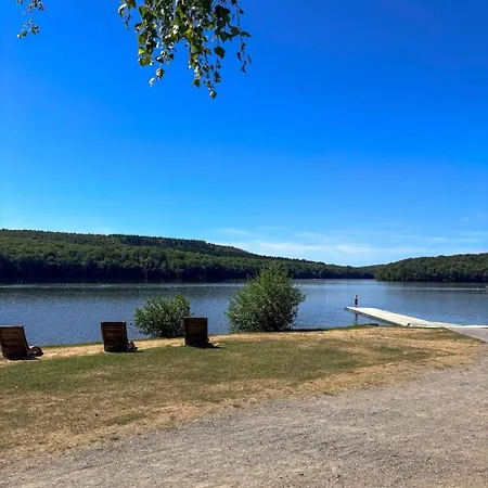 L Echapee Du Lac Des Vieilles Forges 別荘 Les Mazures